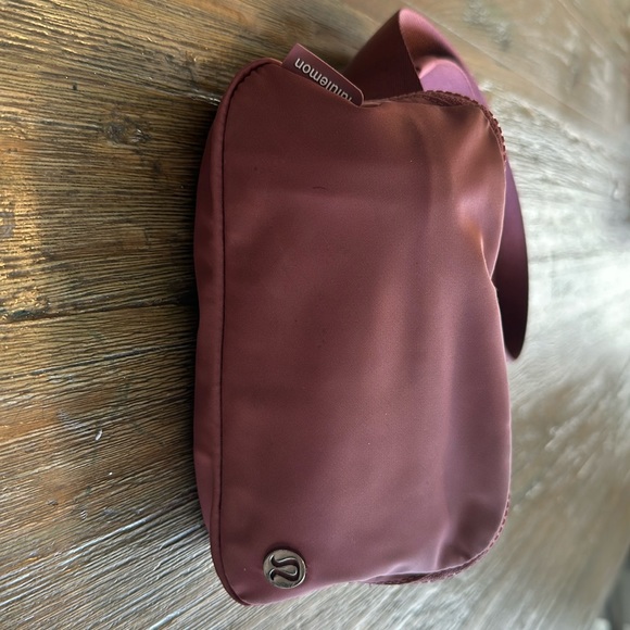 Pastel Pink Lululemon belt bag - Picture 1 of 5